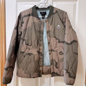 Burton bomber snowboard jacket. Light insulation. Size medium